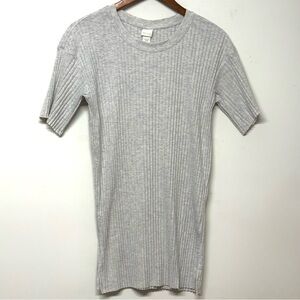 H&M Basics Gray Ribbed Knit Oversized Long Short Sleeve Tee Shirt XS